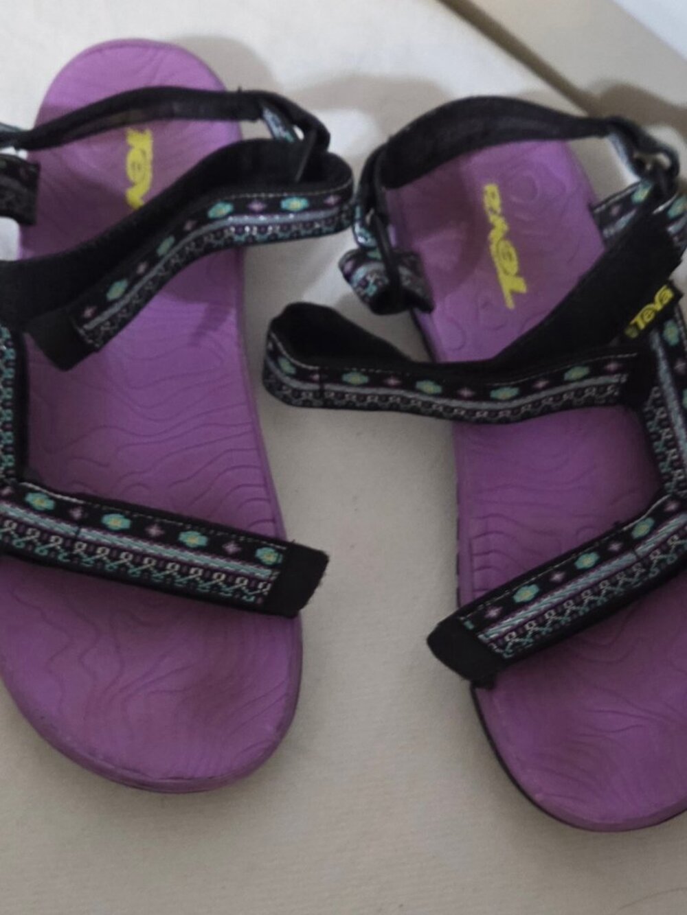 Teva Hurricane 3 Womens Shoes Black Purple Sports Hiking Trial Water Sandals SZ6